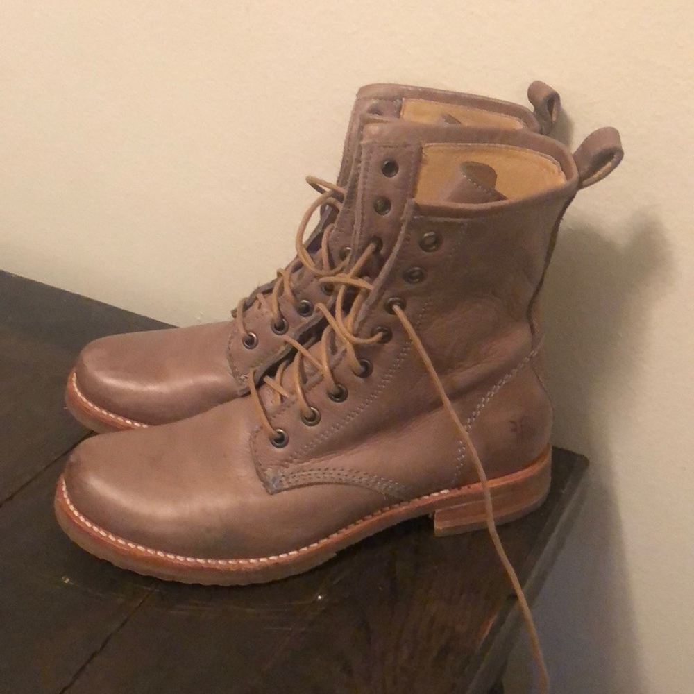 Frye Veronica combat boot